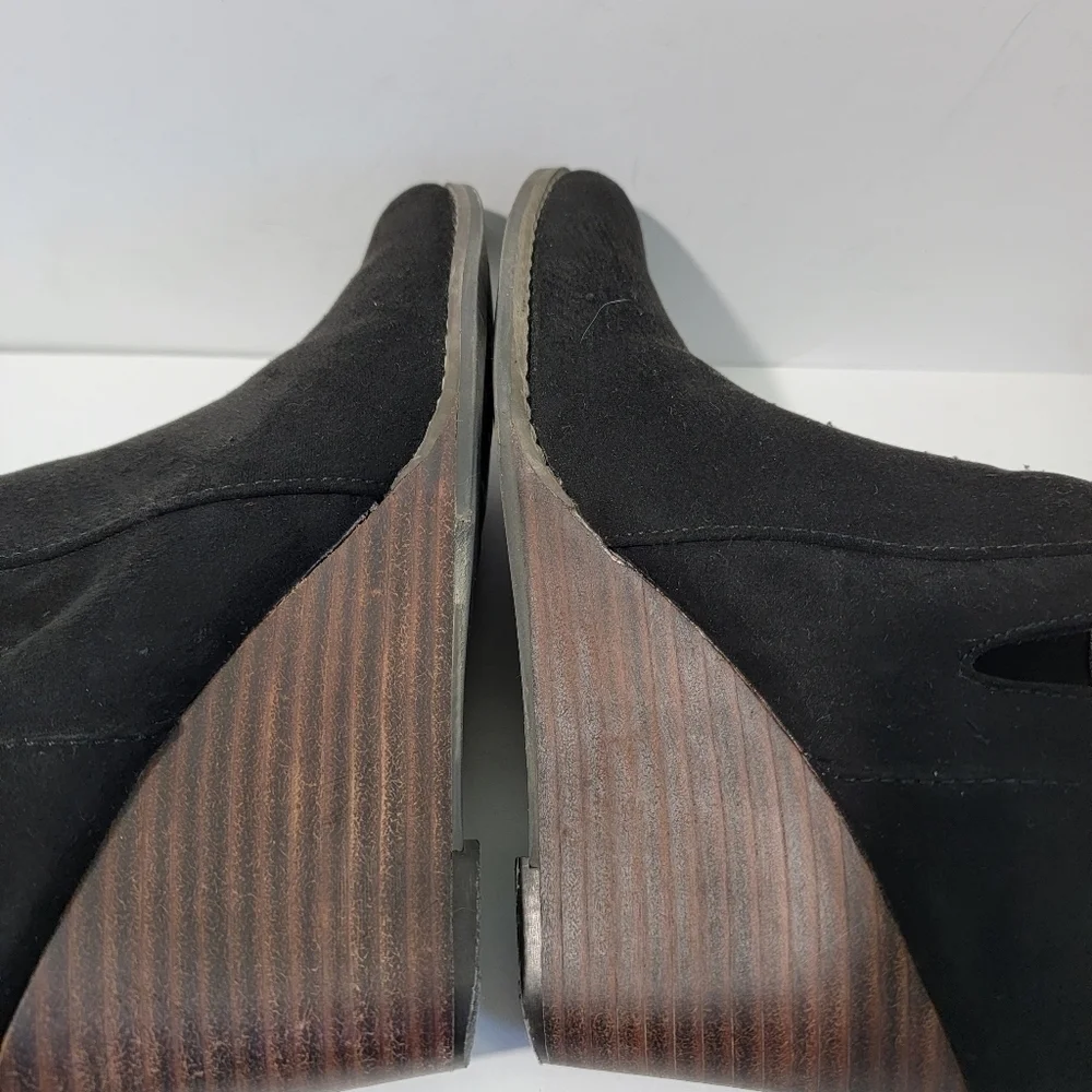 Madden NYC Garren Black Suede Wood Wedge Side Zip Ankle Boots Size 6.5